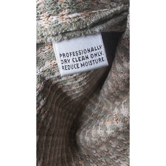 St. John pastel neutral tweed fringe blazer skirt set - Picture 12 of 12